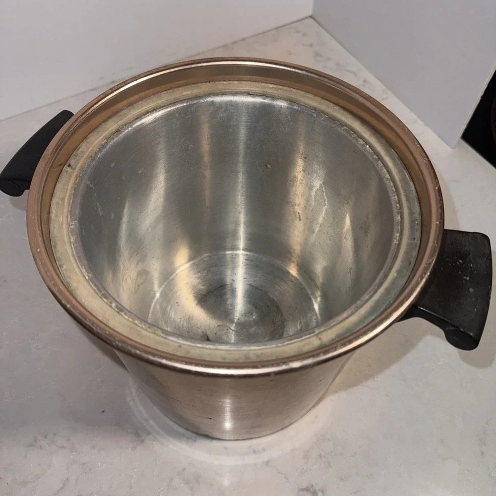 VINTAGE 1950'S REGAL SUPREME ALUMINUM PINK ICE BUCKET WINE COOLER